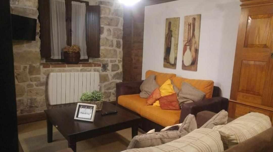 Villa La Gesta Picos De Europa à Poo  Extérieur photo